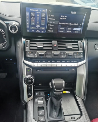Toyota Land Cruiser cena 696468 przebieg: 1000, rok produkcji 2023 z Warszawa małe 326